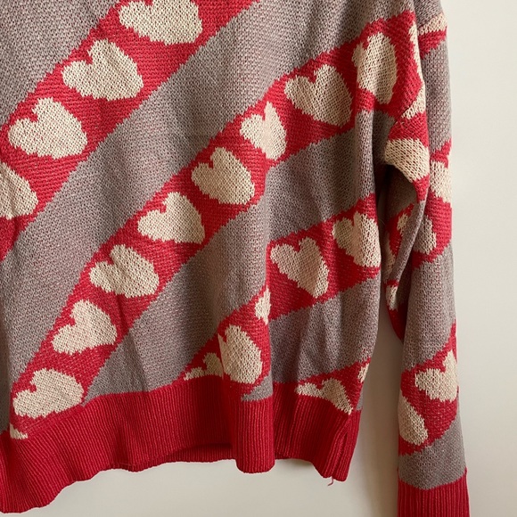 Heart sweater - Picture 5 of 11